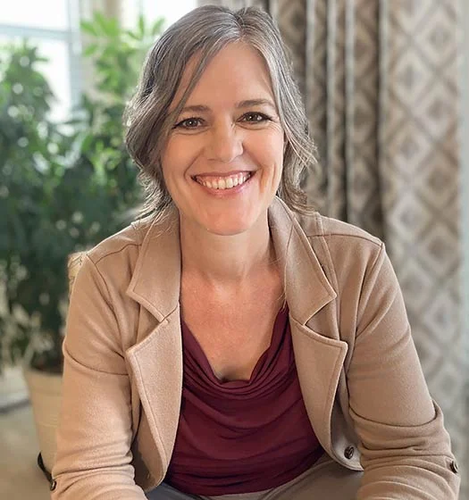 Lisa Grant is a Registered Holistic Nutritionist™ with Pharmacy experience